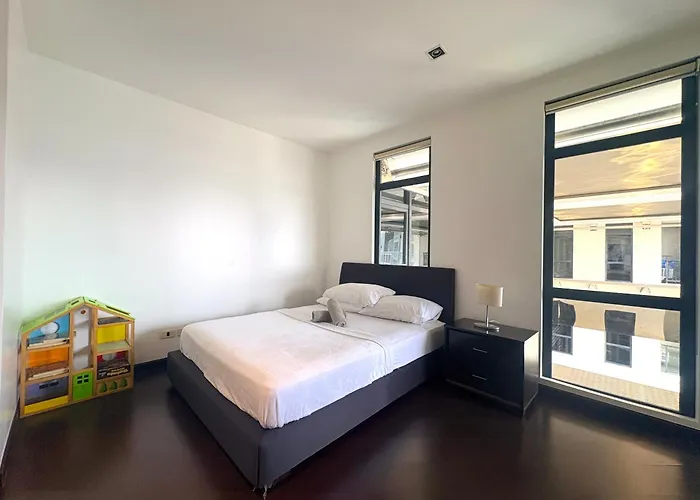 Apartment 3 Bedroom At Gramercy Residences Makati With Balcony And View For 6 To 10 Guests Small Pet Friendly