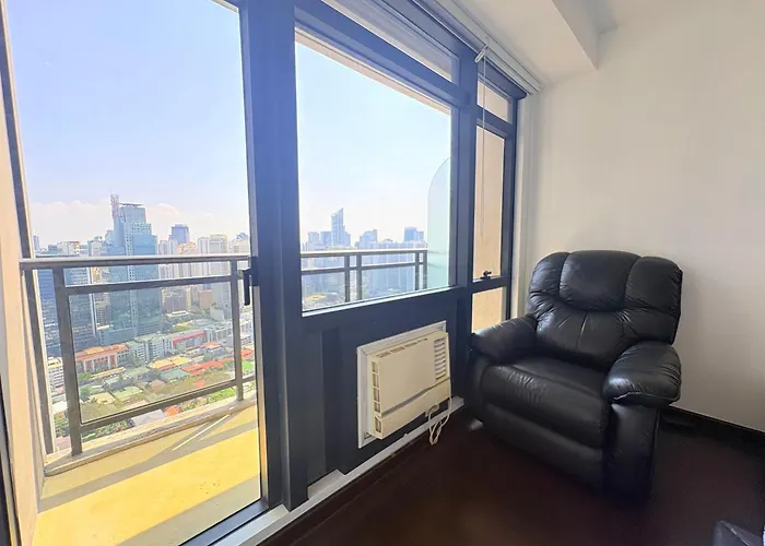 Apartment 3 Bedroom At Gramercy Residences Makati With Balcony And View For 6 To 10 Guests Small Pet Friendly