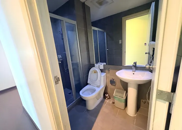 Apartment 3 Bedroom At Gramercy Residences Makati With Balcony And View For 6 To 10 Guests Small Pet Friendly